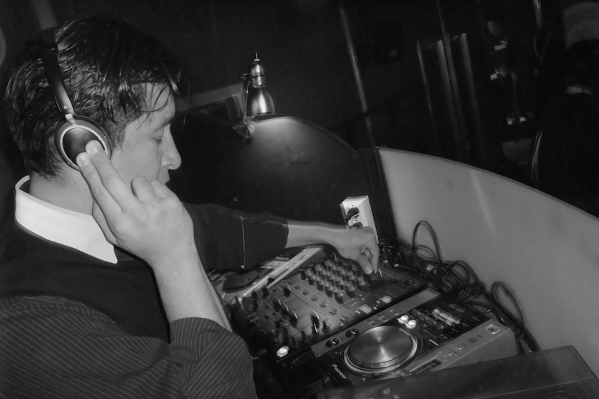 DJ Sternsánchez